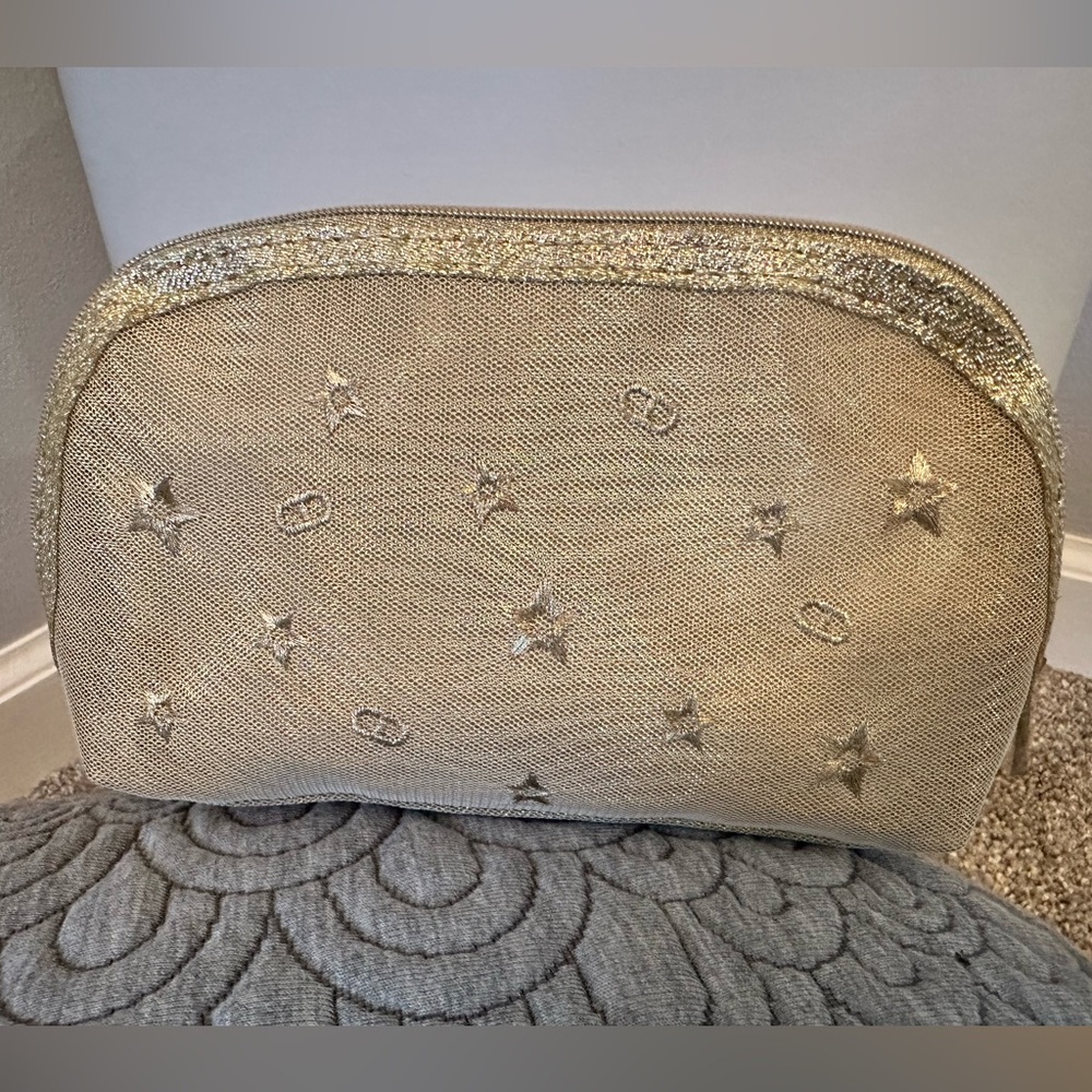 NEW⭐️DIOR Beauty Gold Mesh Embroidered Cosmetic Pouch - Picture 4 of 8
